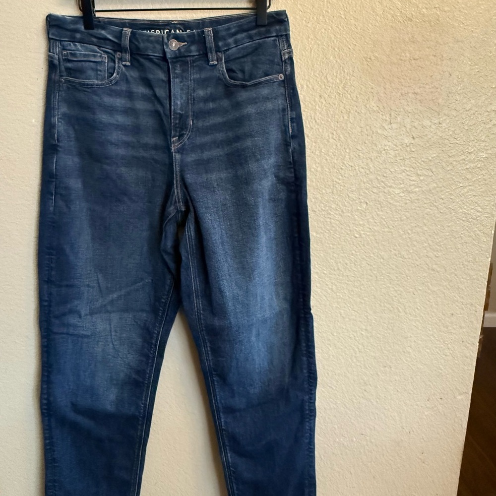 American Eagle Curvy Mom Jeans